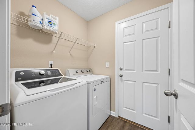 6033 PEELER Road S, Jacksonville, FL 32277