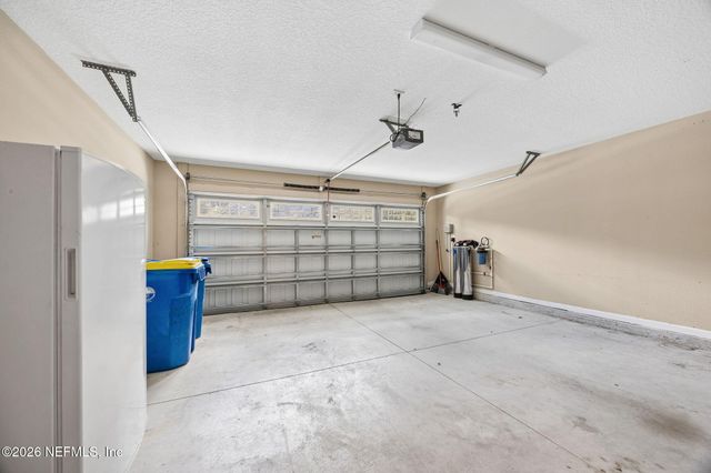 6033 PEELER Road S, Jacksonville, FL 32277