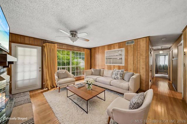 525 N 44 Avenue, Tulsa, OK 74127