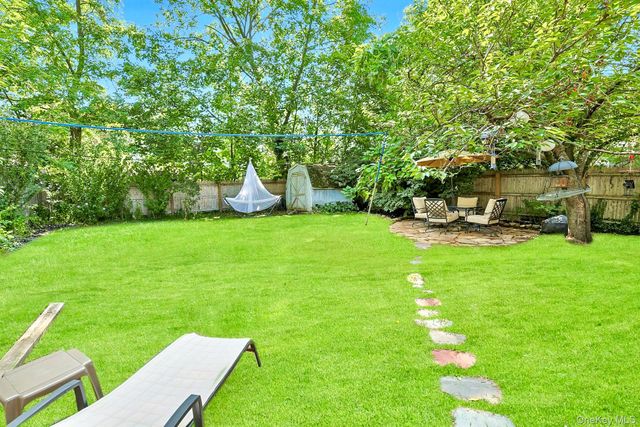 15 Westend Avenue, Nyack, NY 10960