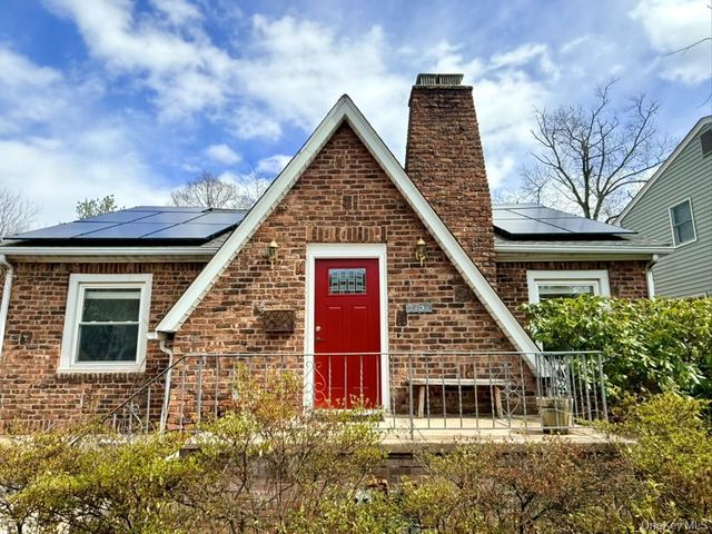 15 Westend Avenue, Nyack, NY 10960