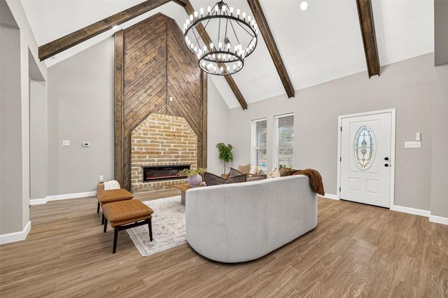 160 County Road 37301, Splendora, TX 77372