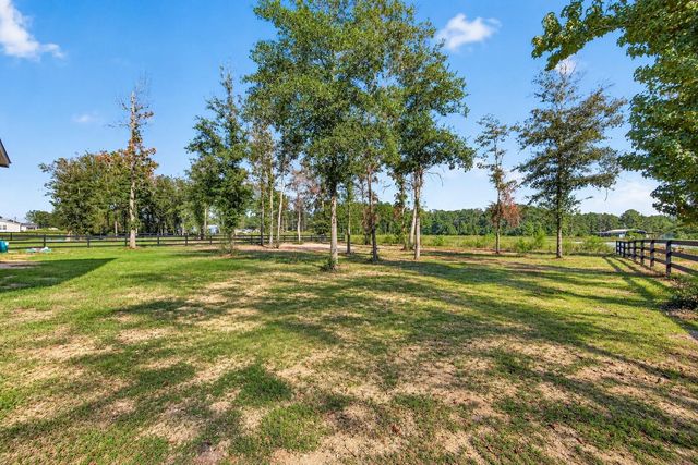 160 County Road 37301, Splendora, TX 77372