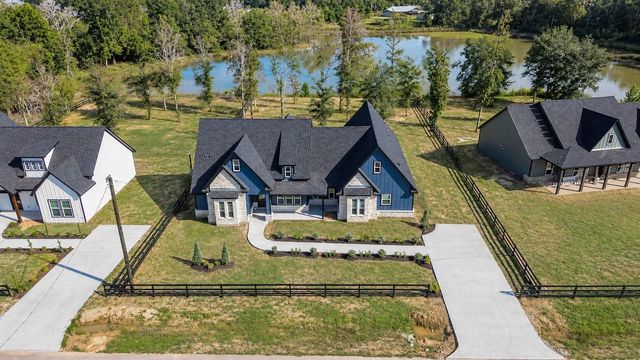 160 County Road 37301, Splendora, TX 77372
