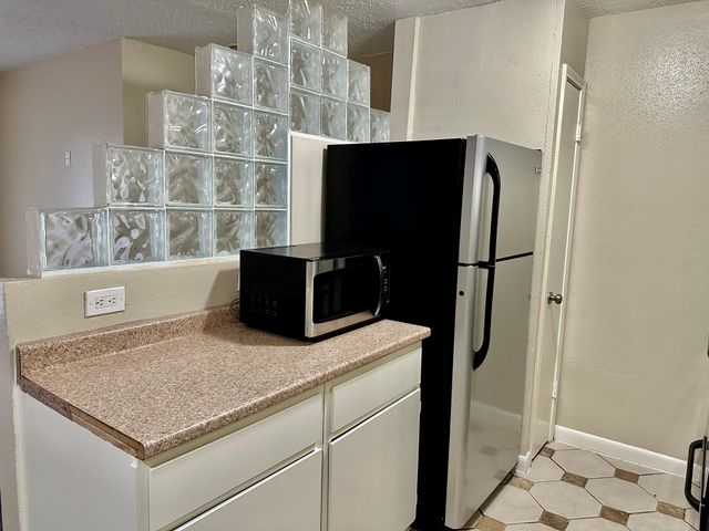 2750 Holly Hall Street 703, Houston, TX 77054