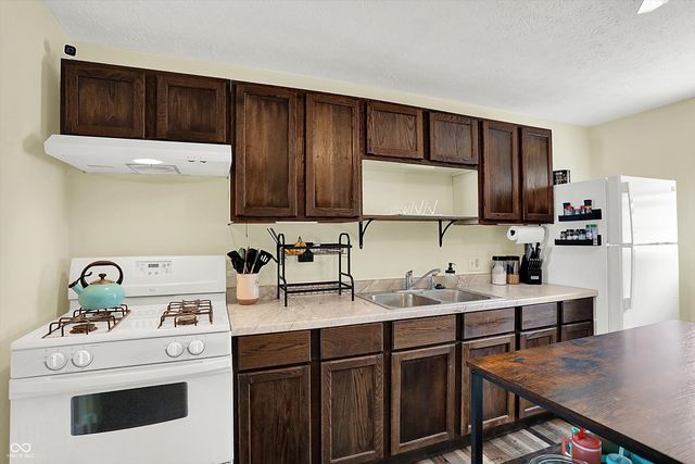 511 E Marion Avenue, Arcadia, IN 46030