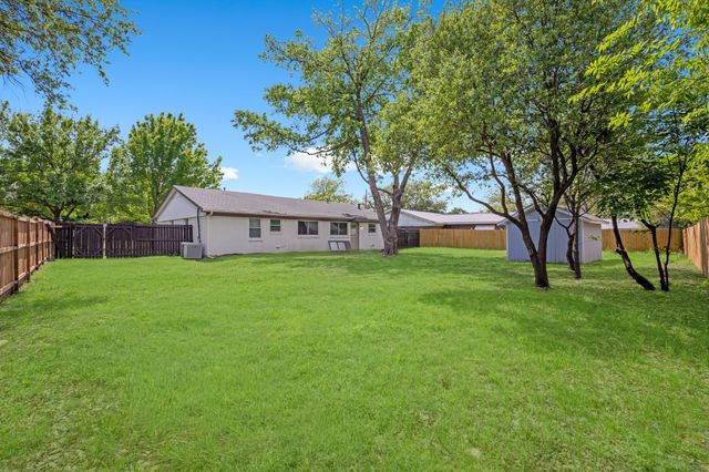 4708 Albermarle Drive, Fort Worth, TX 76132