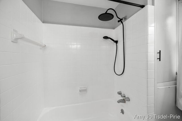 15514 Mercury Drive, Grand Haven, MI 49417