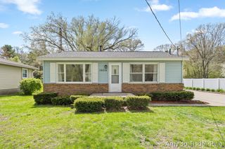 15514 Mercury Drive, Grand Haven, MI 49417