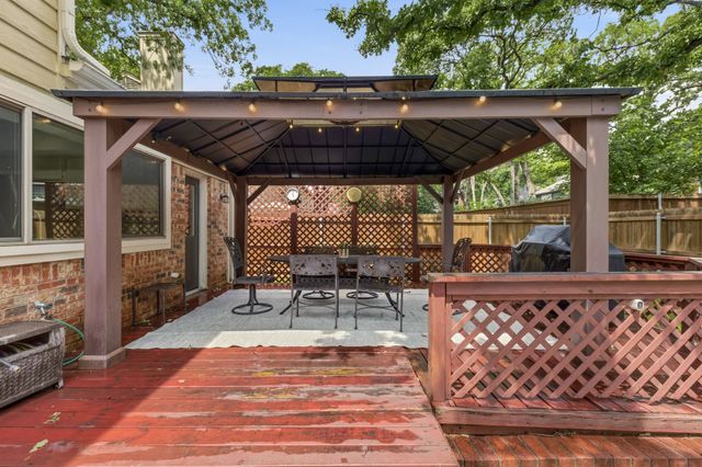 518 Blair Meadow Drive, Grapevine, TX 76051