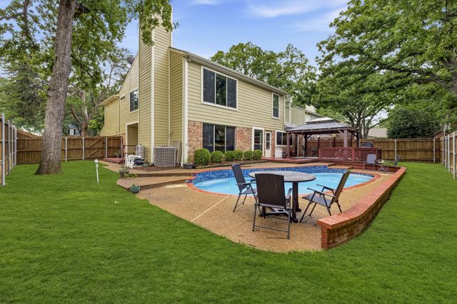 518 Blair Meadow Drive, Grapevine, TX 76051