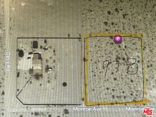 978 Monroe Avenue, El Mirage, CA 92301