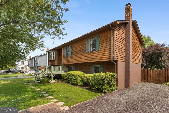 6741 HUNTLAND DR, Bealeton, VA 22712