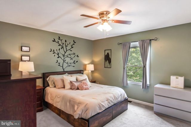 6741 HUNTLAND DR, Bealeton, VA 22712