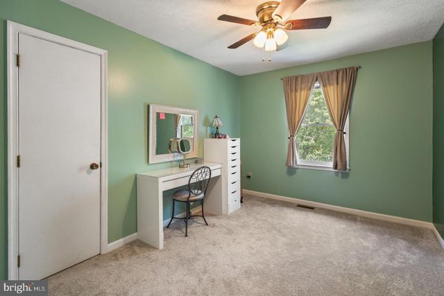 6741 HUNTLAND DR, Bealeton, VA 22712