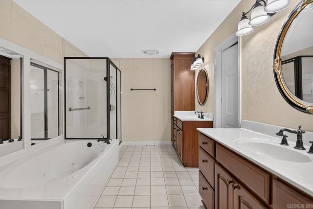 114 Illinois Bayou Drive, Sherwood, AR 72120