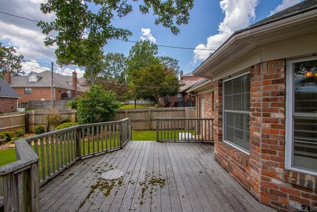 114 Illinois Bayou Drive, Sherwood, AR 72120