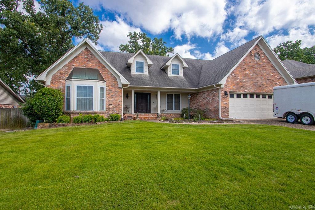 114 Illinois Bayou Drive, Sherwood, AR 72120