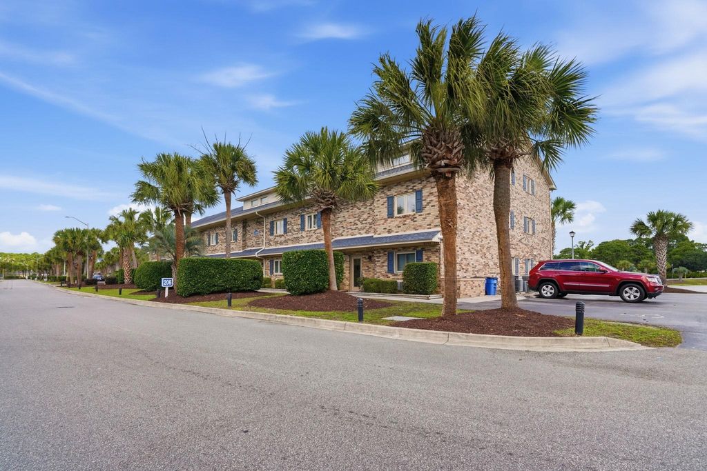 206 Double Eagle Dr. A-2, Myrtle Beach, SC 29575