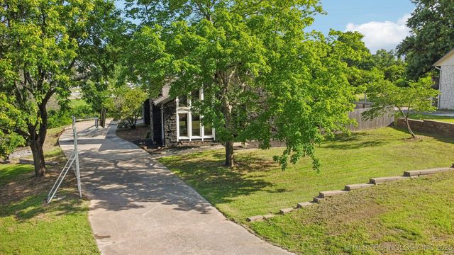 12505 E 136th Street S, Broken Arrow, OK 74011