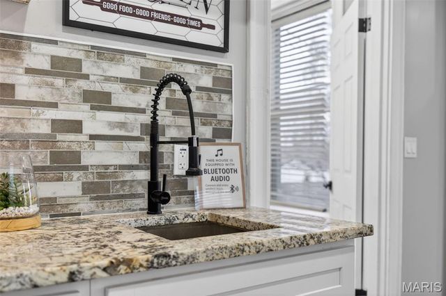 3211 Portis Avenue, St Louis, MO 63116