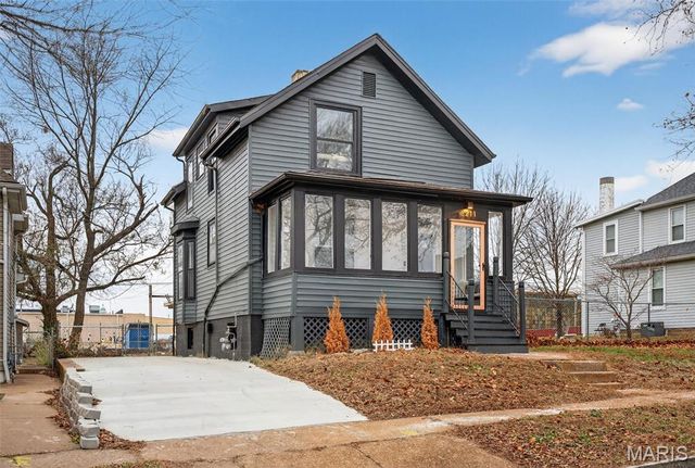 3211 Portis Avenue, St Louis, MO 63116