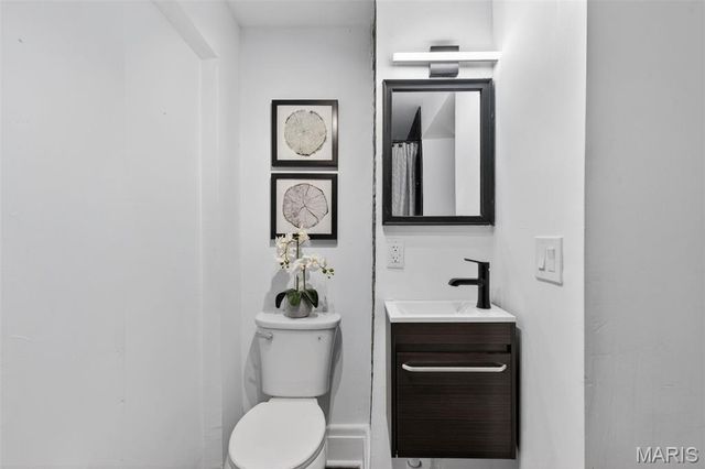 3211 Portis Avenue, St Louis, MO 63116