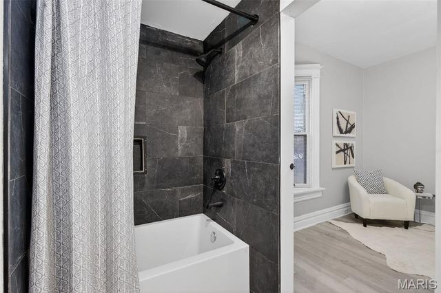 3211 Portis Avenue, St Louis, MO 63116