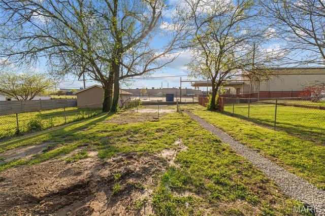 3211 Portis Avenue, St Louis, MO 63116