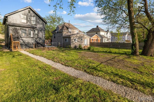 3211 Portis Avenue, St Louis, MO 63116