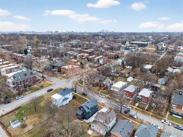 3211 Portis Avenue, St Louis, MO 63116