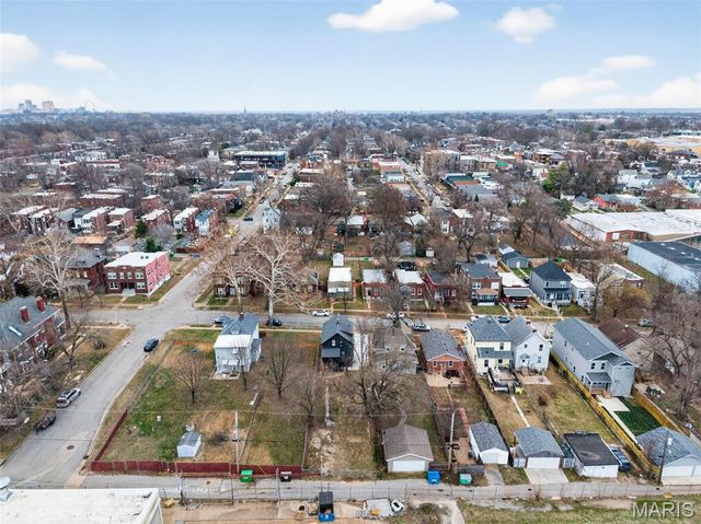 3211 Portis Avenue, St Louis, MO 63116