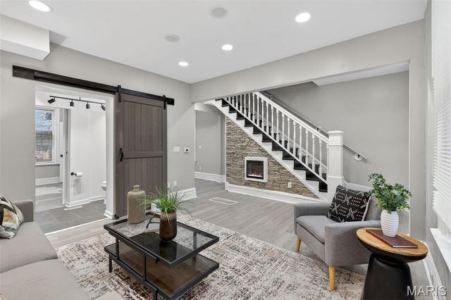 3211 Portis Avenue, St Louis, MO 63116