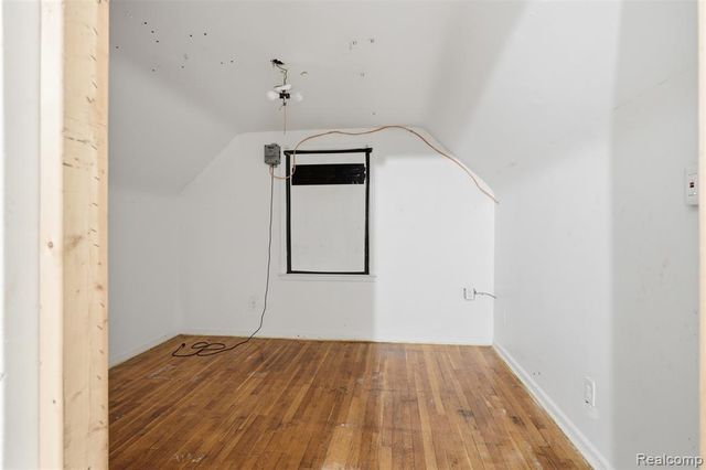 10075 Elmira Street, Detroit, MI 48204