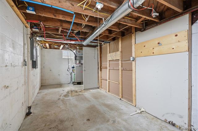 10075 Elmira Street, Detroit, MI 48204