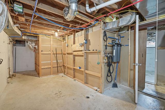 10075 Elmira Street, Detroit, MI 48204