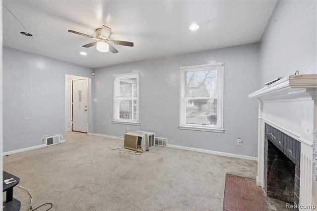 10075 Elmira Street, Detroit, MI 48204