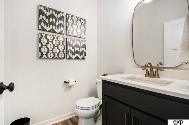 21702 Hampton Drive, Gretna, NE 68028