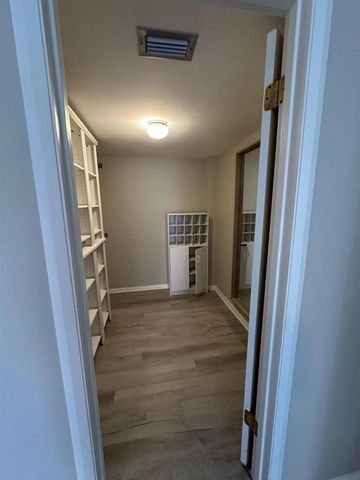 3462 NE Causeway Boulevard 204, Jensen Beach, FL 34957