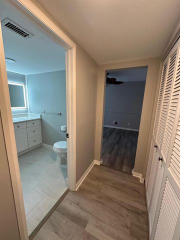 3462 NE Causeway Boulevard 204, Jensen Beach, FL 34957