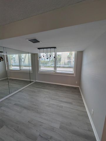3462 NE Causeway Boulevard 204, Jensen Beach, FL 34957