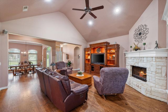 2009 Meadow Springs Drive, Haslet, TX 76052