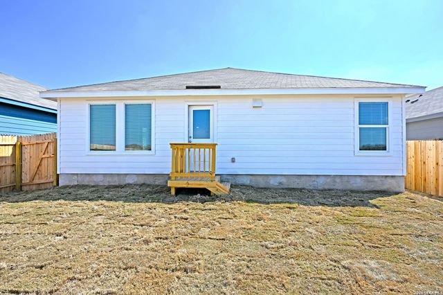 308 Pacific Waters, Seguin, TX 78155