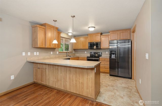 321 ROLLINGWOOD Road, Kelso, WA 98626