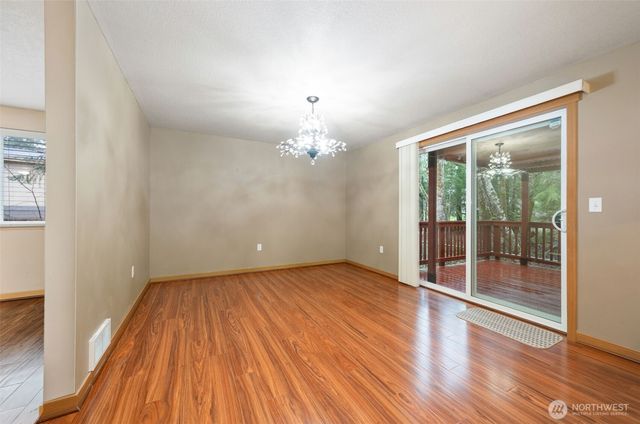 321 ROLLINGWOOD Road, Kelso, WA 98626