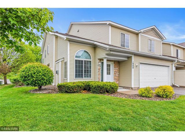 1900 Hawthorne Point, Hudson, WI 54016