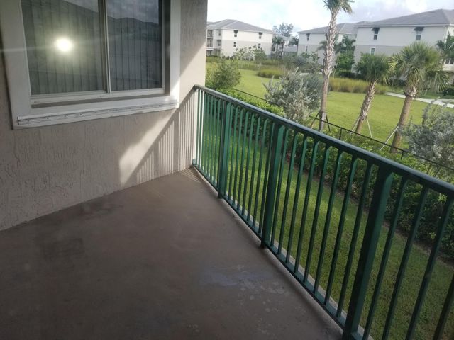 8804 NW 38th Drive 3, Coral Springs, FL 33065