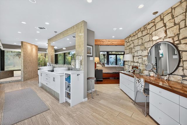 3930 W Fm 120, Denison, TX 75020