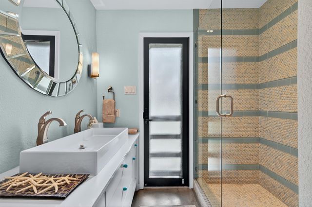 3930 W Fm 120, Denison, TX 75020