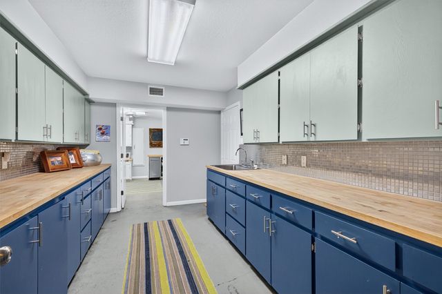 3930 W Fm 120, Denison, TX 75020